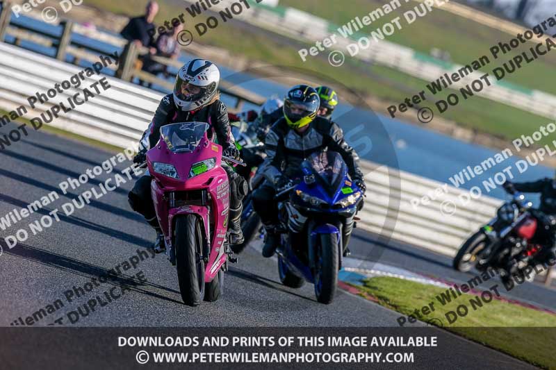 PJM Wedding Photography;enduro digital images;event digital images;eventdigitalimages;mallory park;mallory park photographs;mallory park trackday;mallory park trackday photographs;no limits trackdays;peter wileman photography;racing digital images;trackday digital images;trackday photos